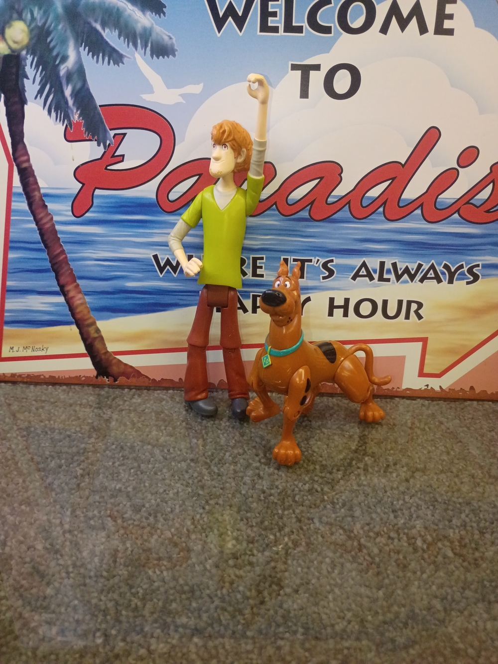 Shaggy & Scooby Dog Figures - Brown & Green